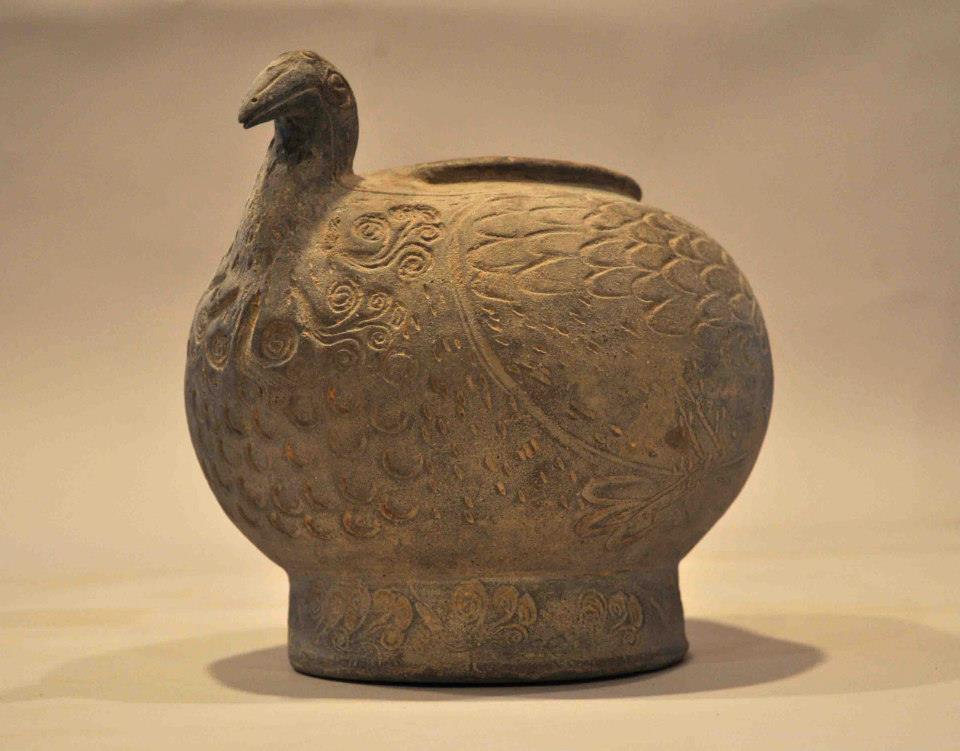 Yuan Peacock Decorated Incised JaR